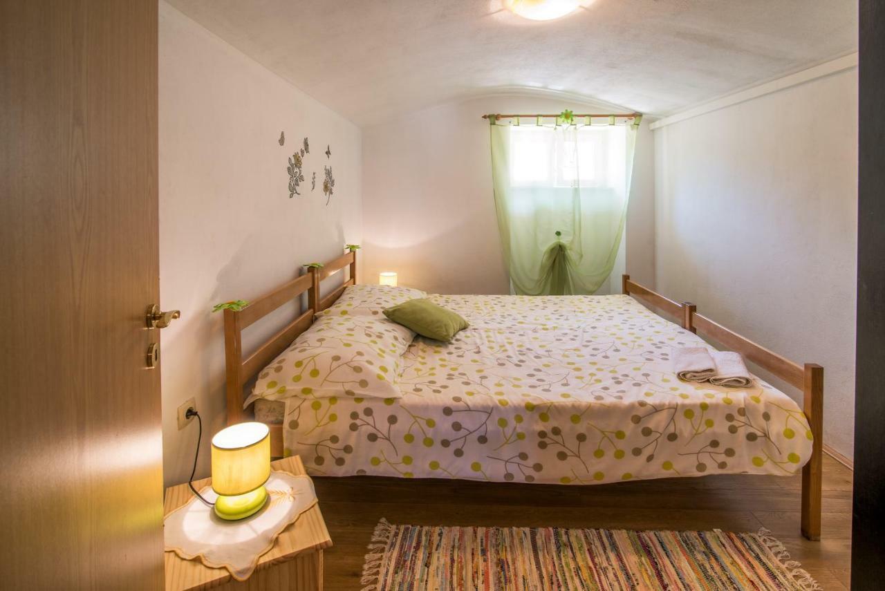 Apartmani Marija Malinska Dış mekan fotoğraf