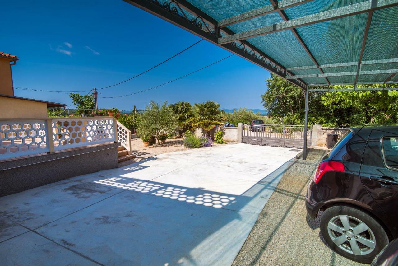Apartmani Marija Malinska Dış mekan fotoğraf