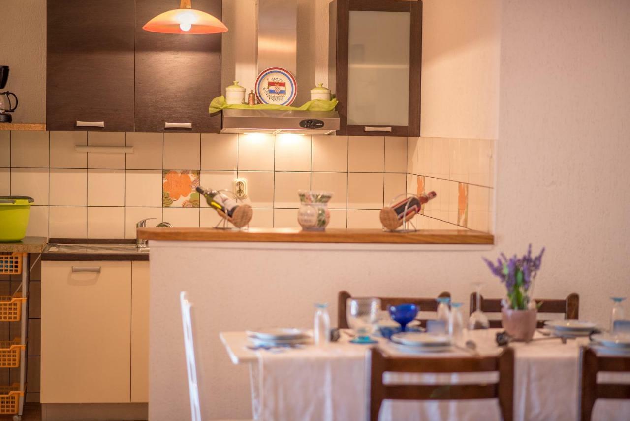 Apartmani Marija Malinska Dış mekan fotoğraf